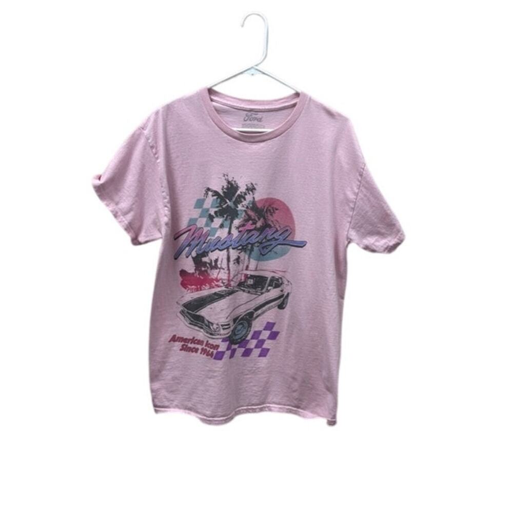 Ford Mustang Pink Graphic Tee size L